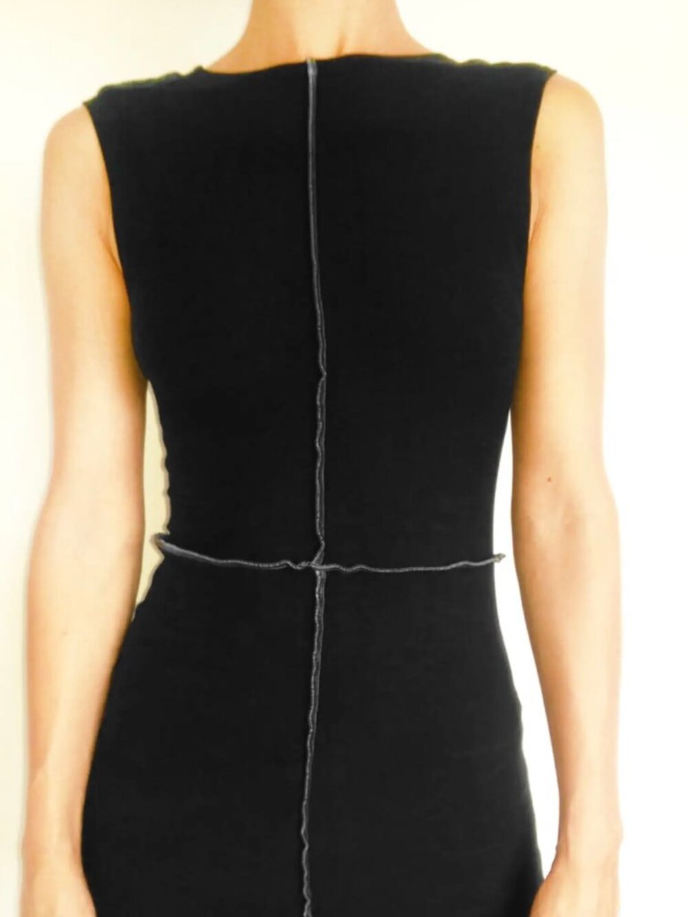 Codewomen Sleeveless Fitted Top